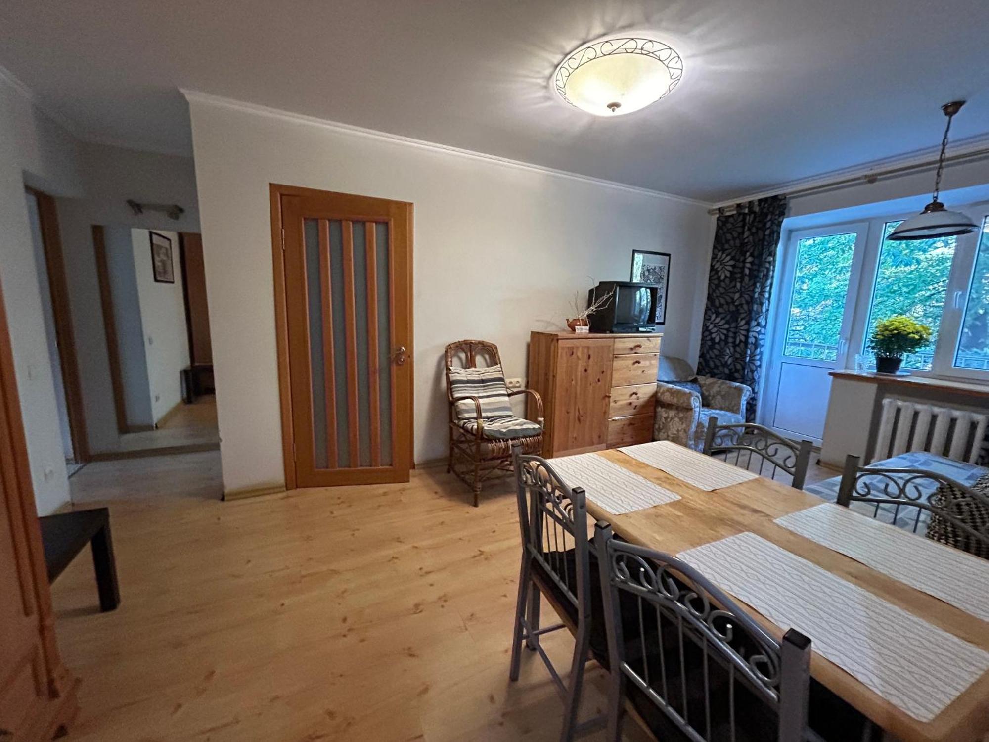 Three Bedroom Stepana Bandery Street Rivne Exterior photo