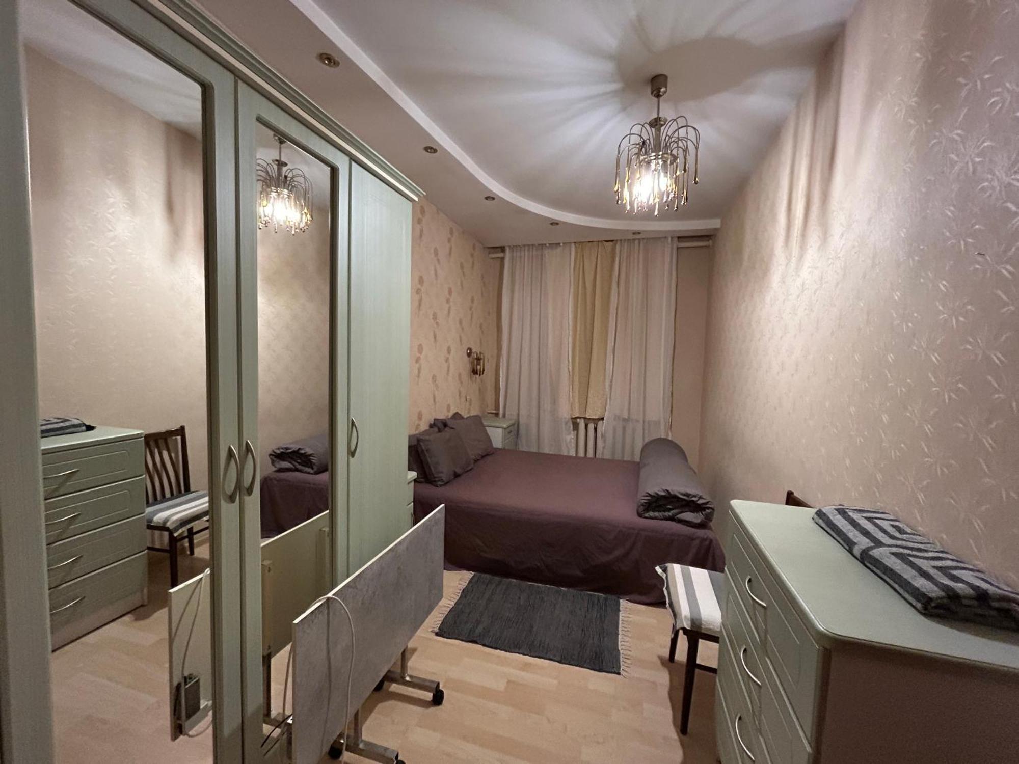 Three Bedroom Stepana Bandery Street Rivne Exterior photo